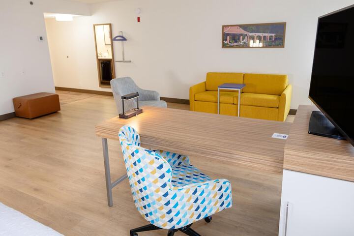 Hampton Inn Madison Huntsville Airport
