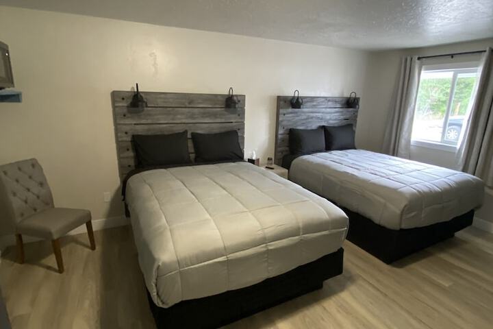 Room 11 of 15