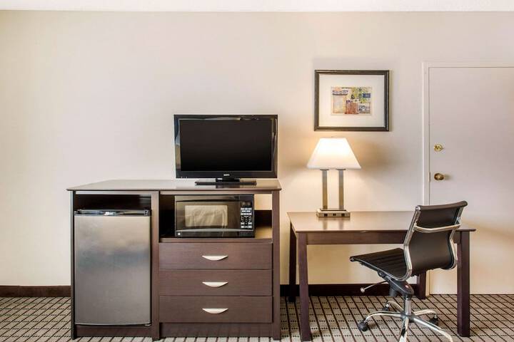 Room 18 of 29