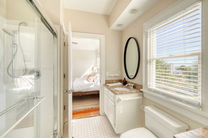 Haven by Avantstay Luxury Beachfront Home w / Pool & Gorgeous Patios