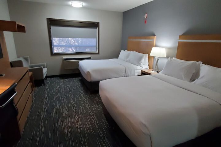 Room 74 of 88