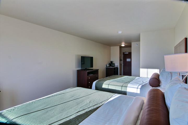 Room 15 of 33