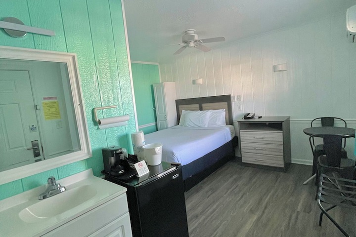 Ocean Crest Motel