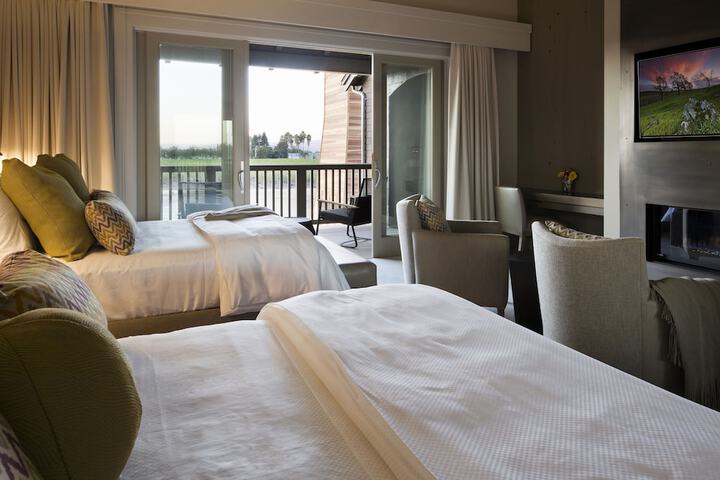 SENZA Hotel