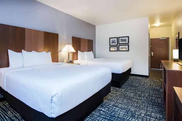 La Quinta Inn & Suites by Wyndham Morgantown