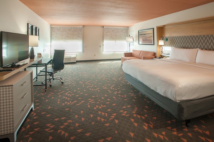 Holiday Inn Pensacola - University Area by IHG