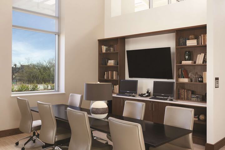 Business Center 38 of 38