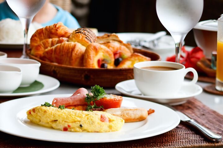 Breakfast/Coffee Service 40 of 51