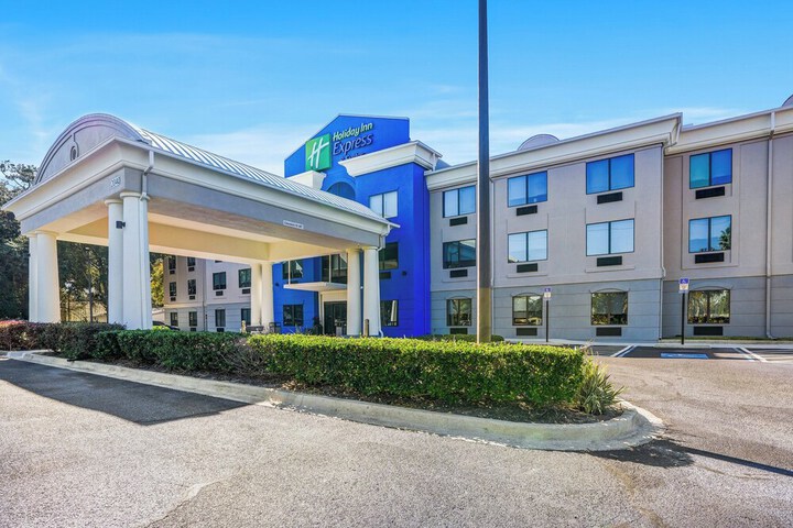 Holiday Inn Express & Suites Jacksonville - Atlantic Beach by IHG