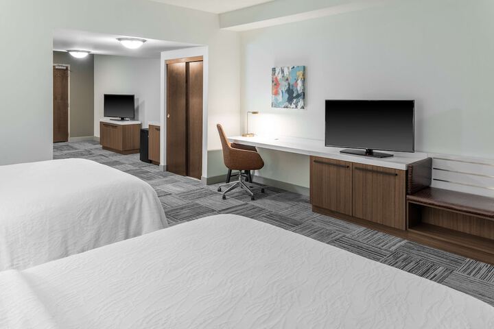 Room 41 of 66