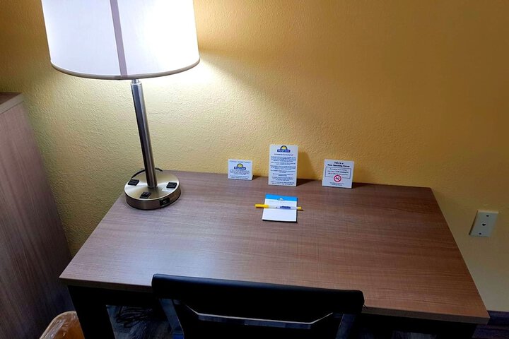 Room 11 of 26
