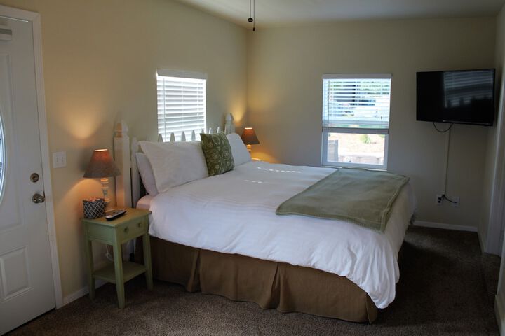 Room 17 of 74