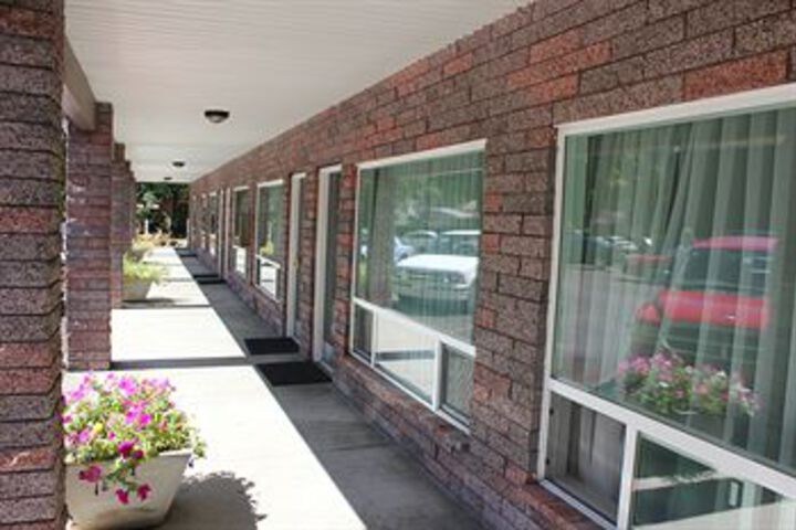 The Monticello Hotel