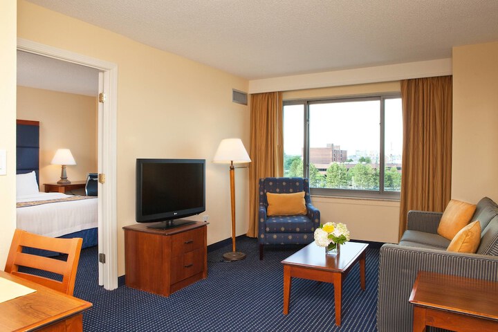 Room 20 of 34