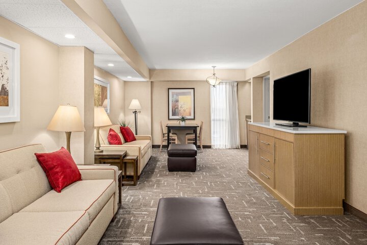 Room 20 of 33