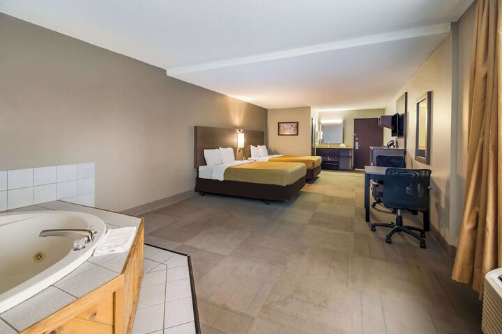 Room 29 of 48