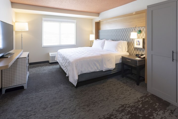 Room 38 of 53