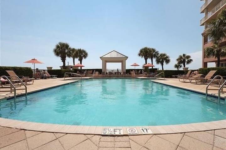 Pool 10 of 53