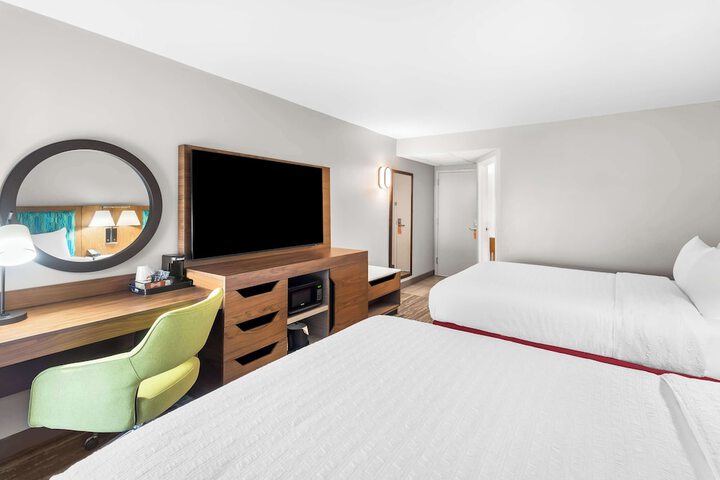 Room 20 of 40
