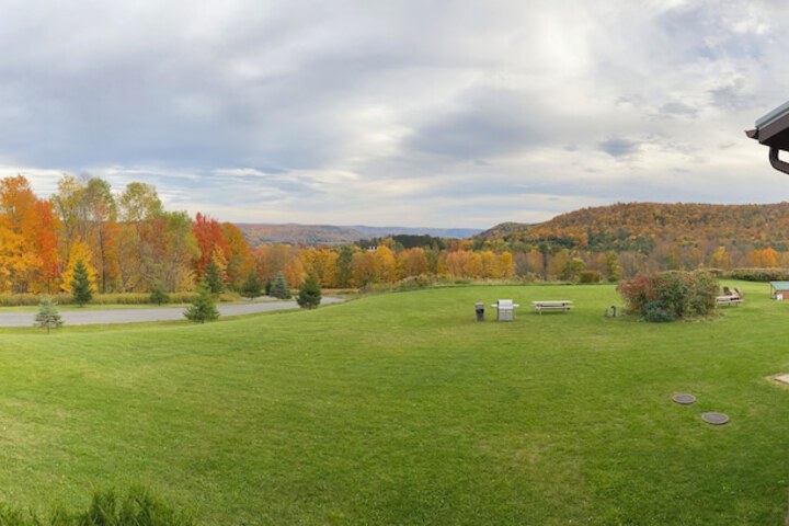Sundeck 26 of 38
