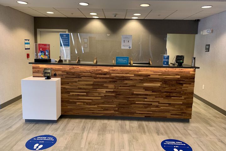 Hampton Inn & Suites Syracuse Dewitt