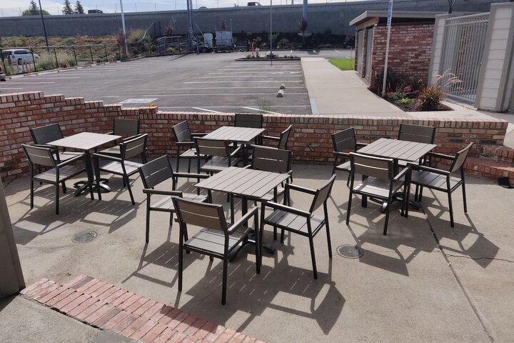 Terrace/Patio 56 of 57