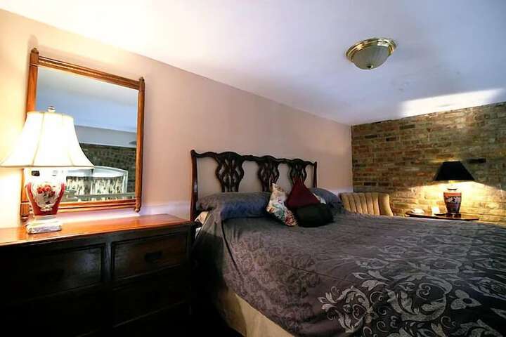 Room 14 of 79