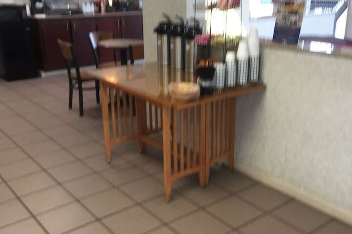 Breakfast/Coffee Service 45 of 46