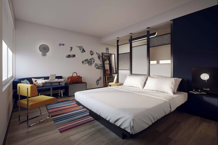 Room 16 of 80
