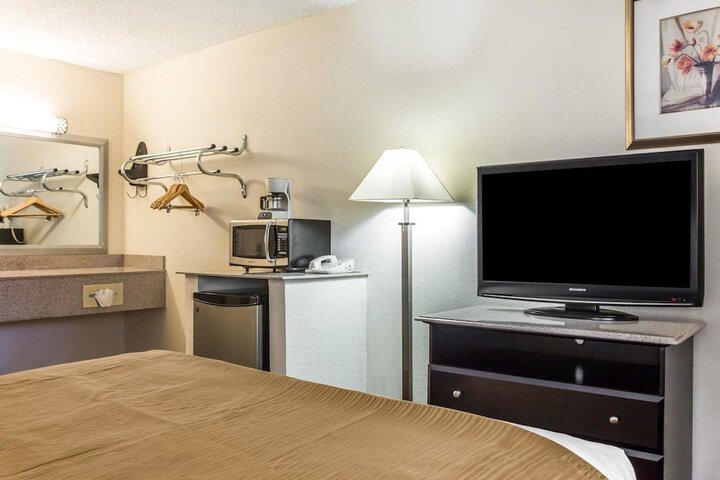 Room 19 of 31