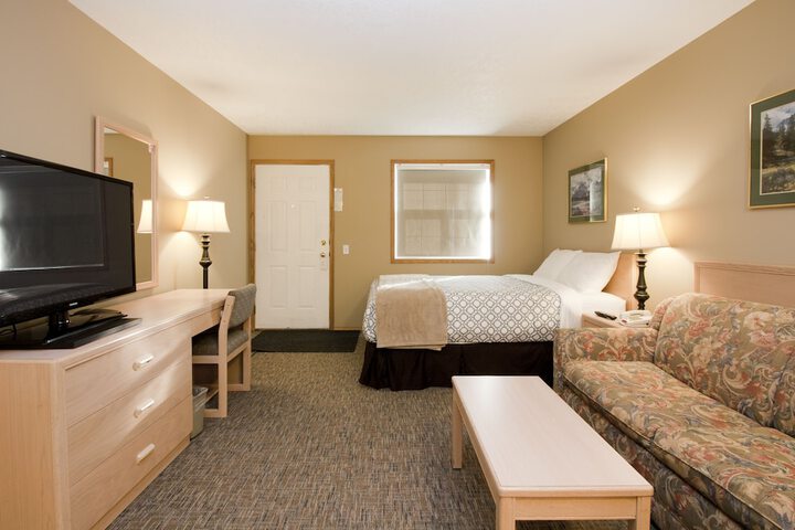 Room 18 of 37