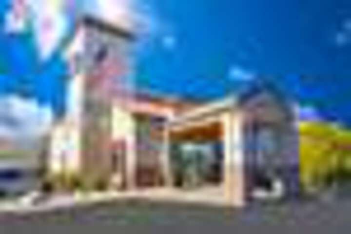 Hotel 3 of 124