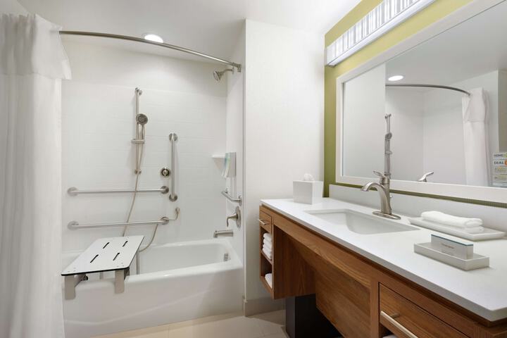 Home2 Suites by Hilton Middleburg Heights Cleveland