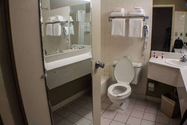 Room 19 of 51