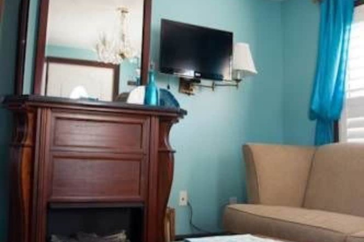 Room 26 of 37