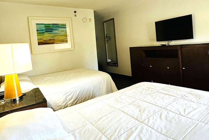 Room 83 of 111