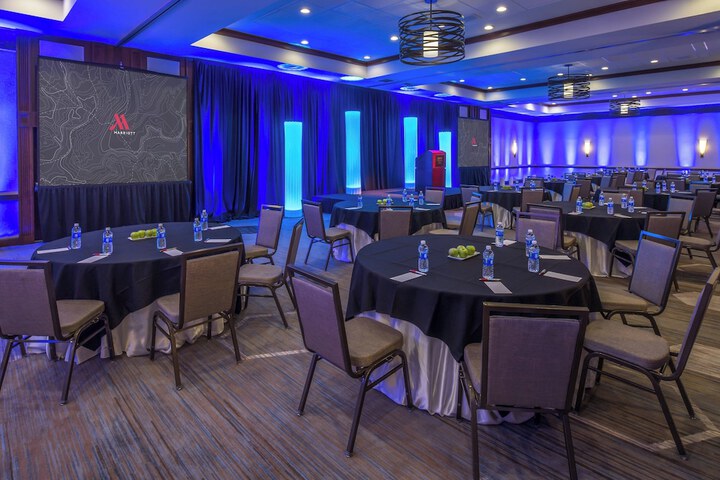 Fullerton Marriott at California State University
