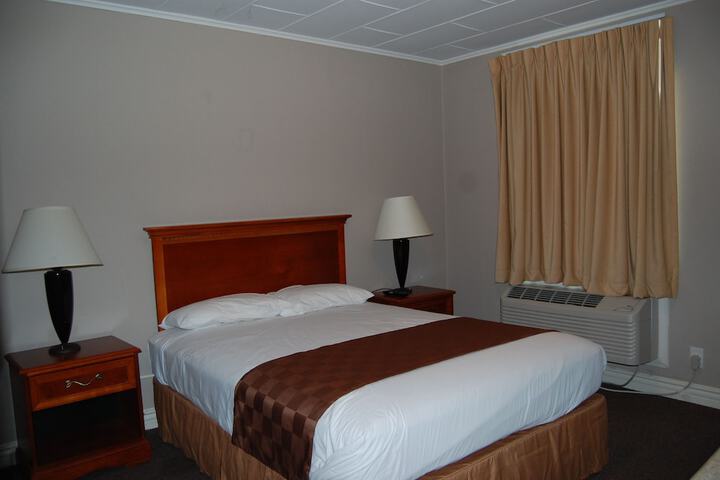 Room 39 of 46