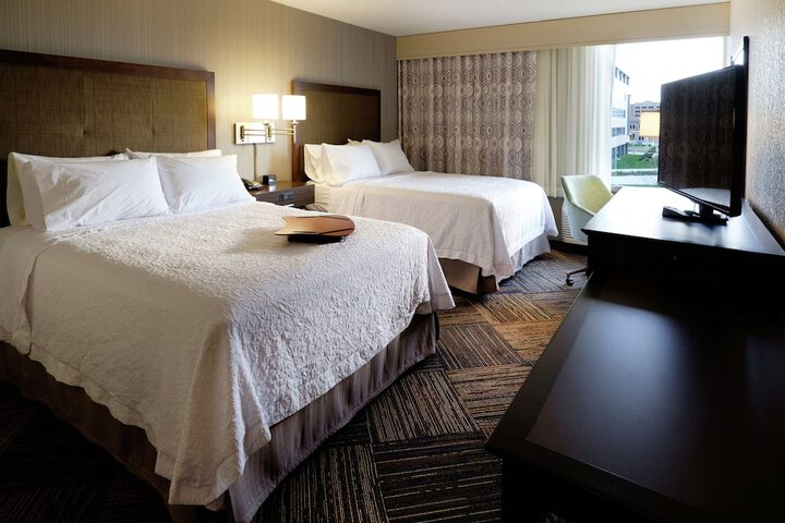 Hampton Inn Green Bay Downtown