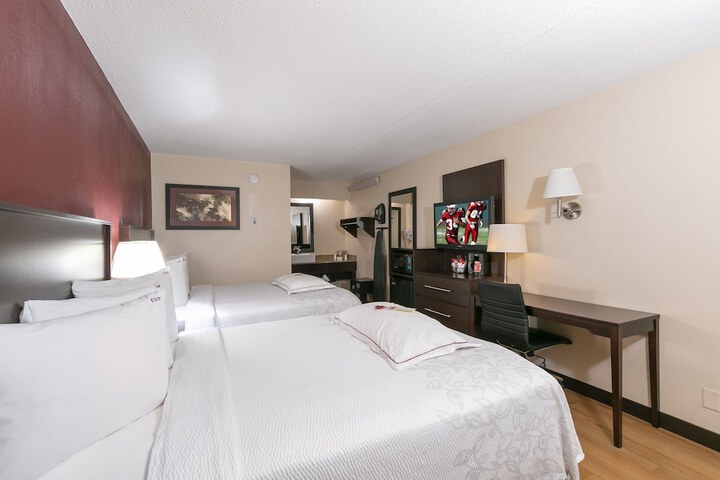 Room 11 of 26