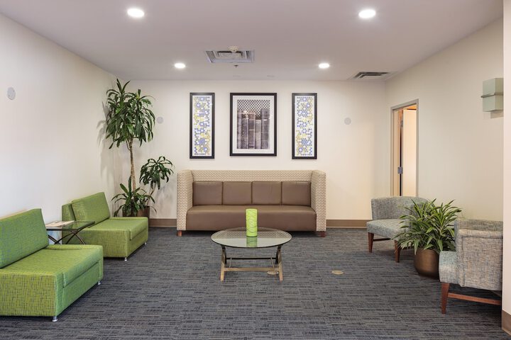 Holiday Inn Express & Suites Belleville by IHG