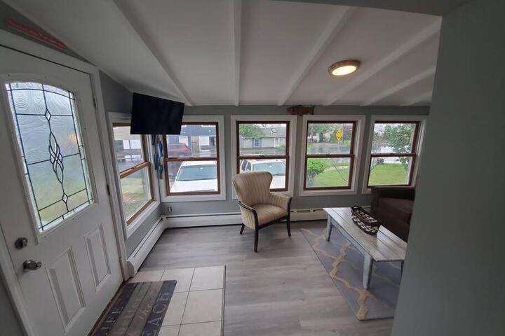 Beachy Bay Breeze Bungalow 2BR with parking and close to many amenities.
