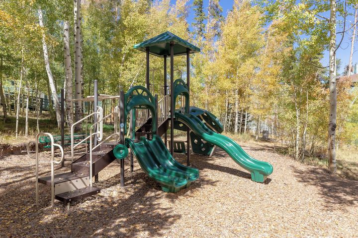 Treehouse #305 Building D by Summit County Mountain Retreats
