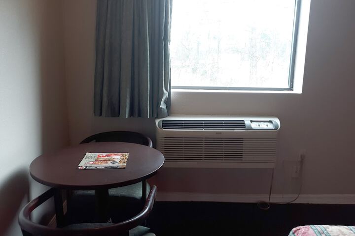 Room 41 of 48