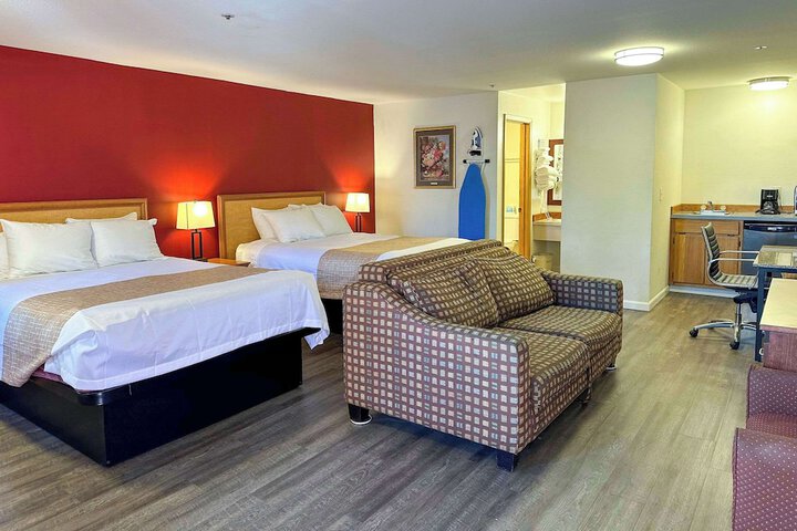 Room 18 of 34