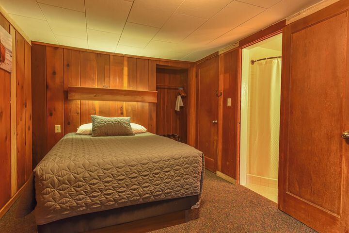 Room 138 of 233