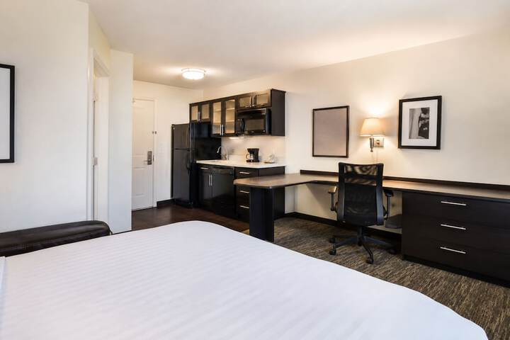 Blue Way Inn & Suites Extended Stay Bloomington Airport - Minneapolis
