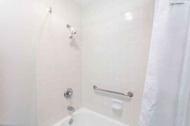 Ramada by Wyndham Oceanside