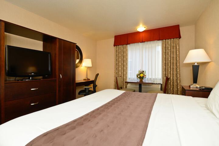 Yellowstone Westgate Hotel
