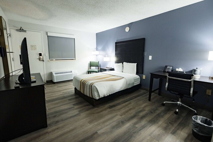 Room 51 of 56